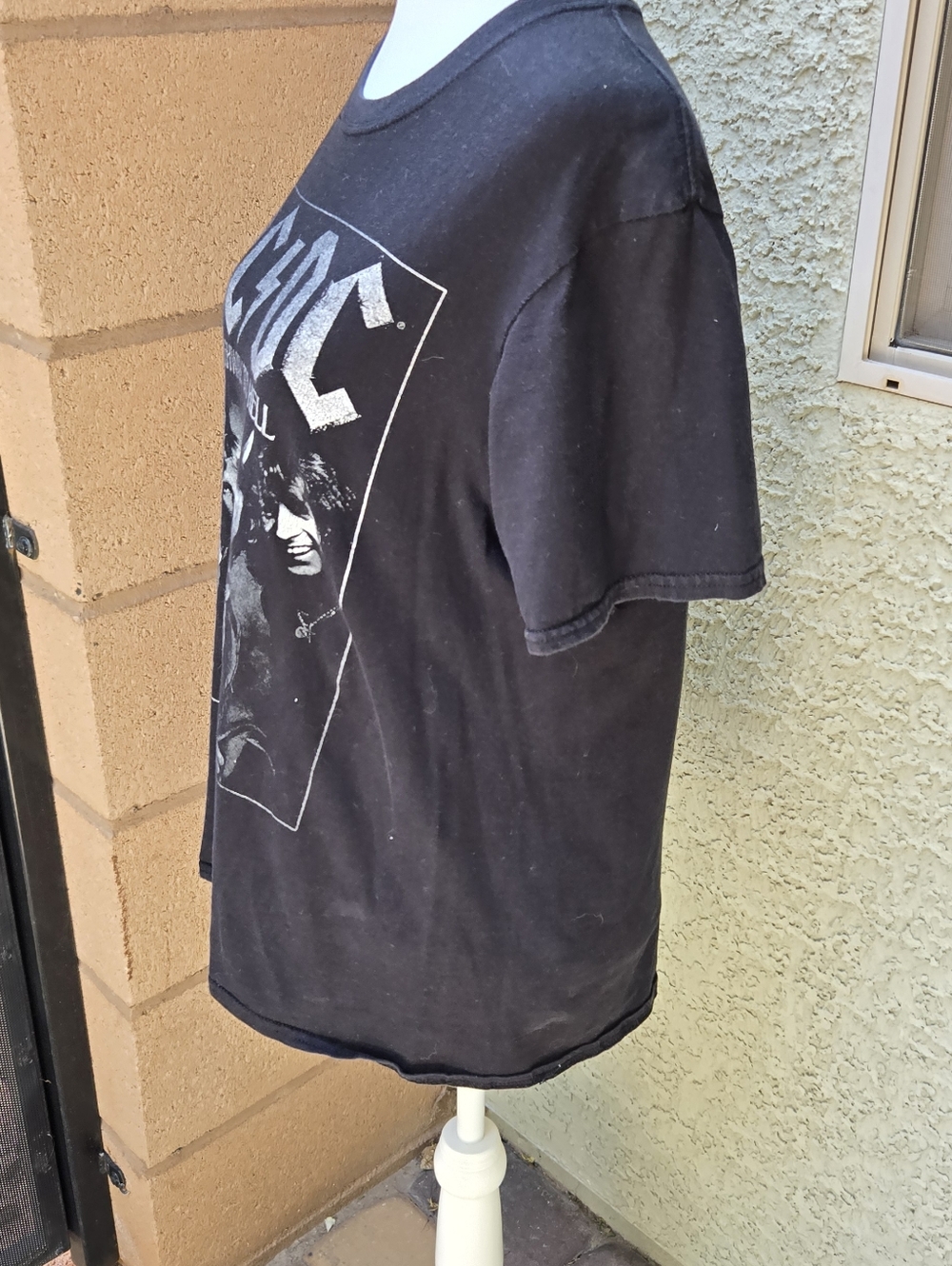 AC/DC Black 'Highway to Hell' Graphic Tee - Picture 3 of 5
